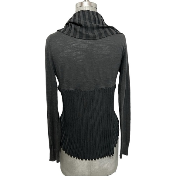 Angel of the North Gray Long Sleeve Cascading Waterfall Open Ribbed Cardigan Med - Picture 2 of 10